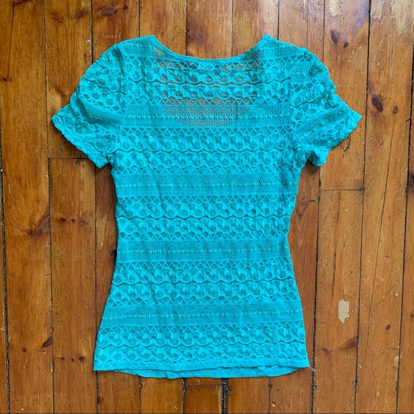 Gorgeous Teal and Metallic Gold Lace Top - Picture 5 of 5